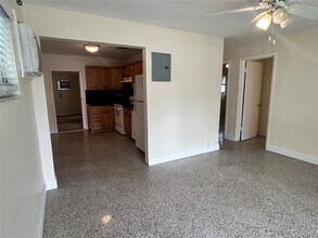 5456 NE 1st Ave. in Fort Lauderdale, FL - Building Photo - Building Photo