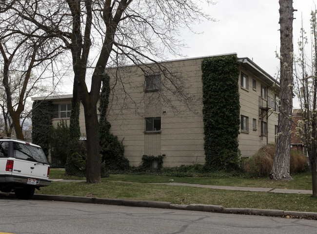 Raynor Apartments in Salt Lake City, UT - Building Photo - Building Photo