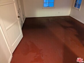 8472 Main St in Los Angeles, CA - Building Photo - Building Photo