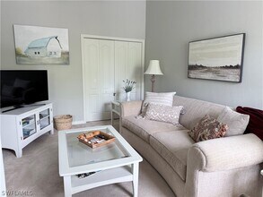 3555 Laurel Greens Ln N in Naples, FL - Building Photo - Building Photo