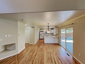 10379 Ravenswood Way in Highlands Ranch, CO - Building Photo - Building Photo