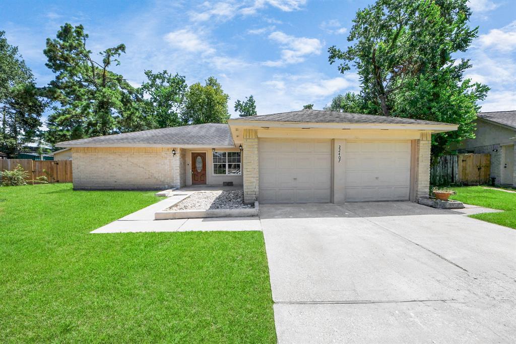 22407 Millgate Dr in Spring, TX - Building Photo