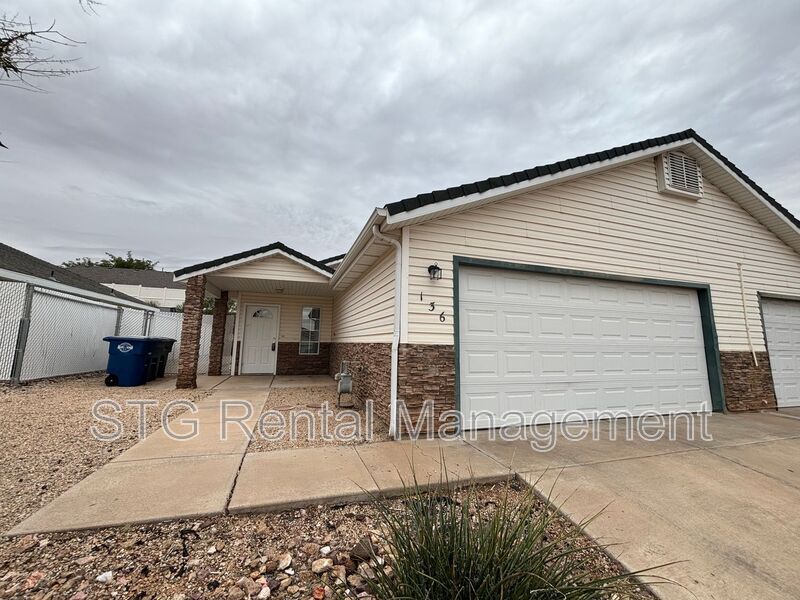 136 S 1930 W in Hurricane, UT - Building Photo