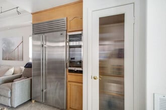 603 10th St in Huntington Beach, CA - Building Photo - Building Photo