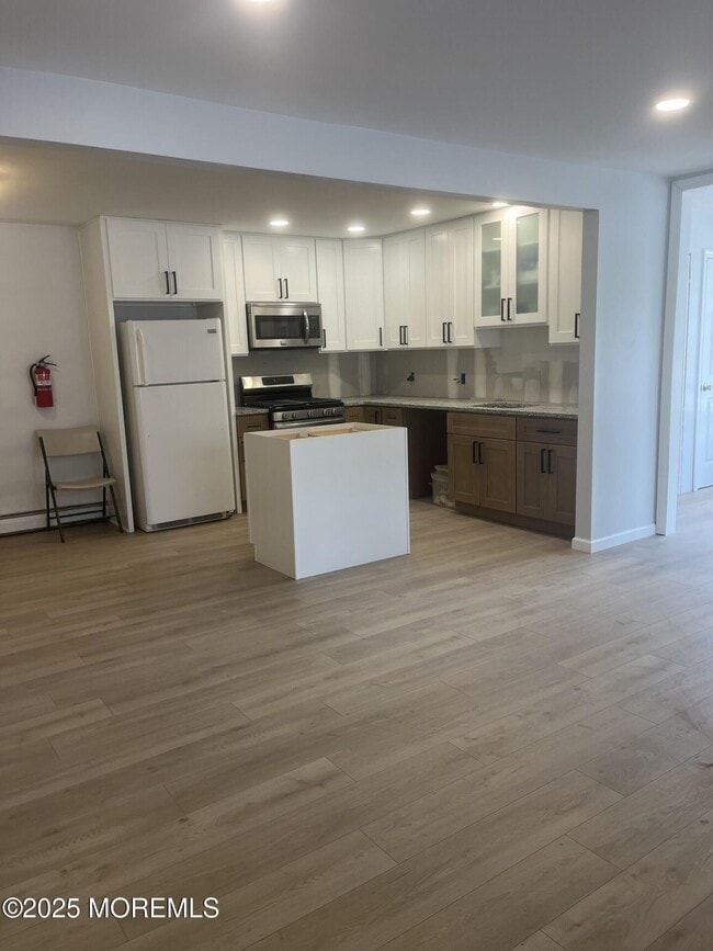 18 Caribbean Ct in Toms River, NJ - Building Photo - Building Photo