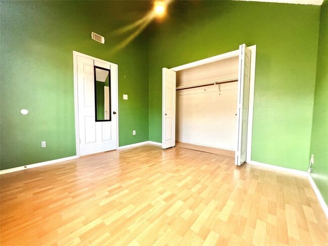 property at 11703 Glenwolde Dr