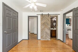 743 W Park St in Stephenville, TX - Building Photo - Building Photo