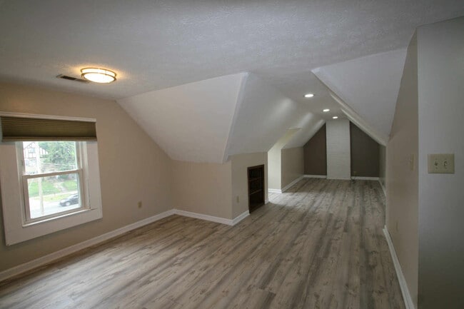 13842 Clifton Blvd, Unit 3