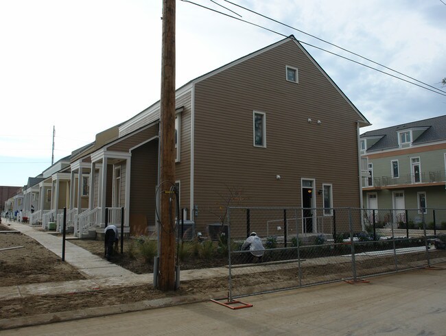 750 Adele Dr in New Orleans, LA - Building Photo - Building Photo