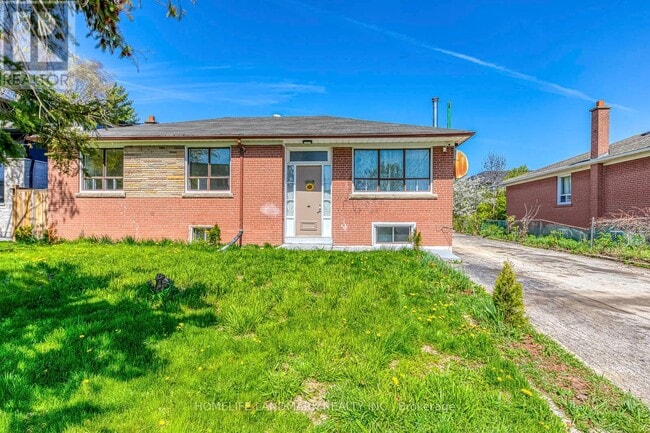 property at 451 Sandmere Pl