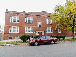 3853 W Palmer St, Unit 2E in Chicago, IL - Foto de edificio - Building Photo