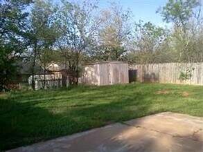 3205 SE 55th St in Oklahoma City, OK - Building Photo - Building Photo