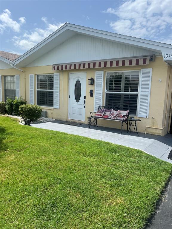 property at 1014 Warwick Ct