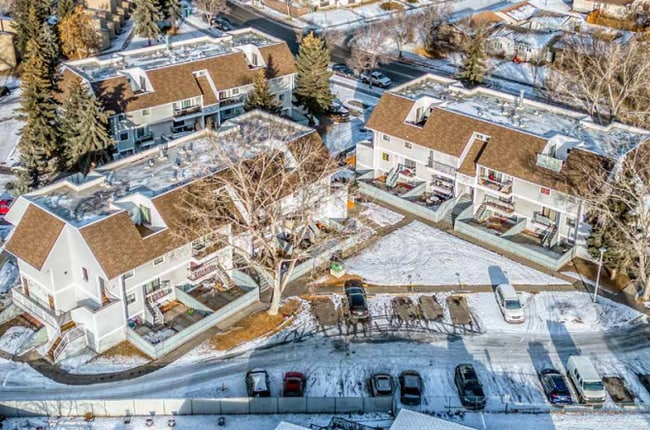 Deerwood Place
