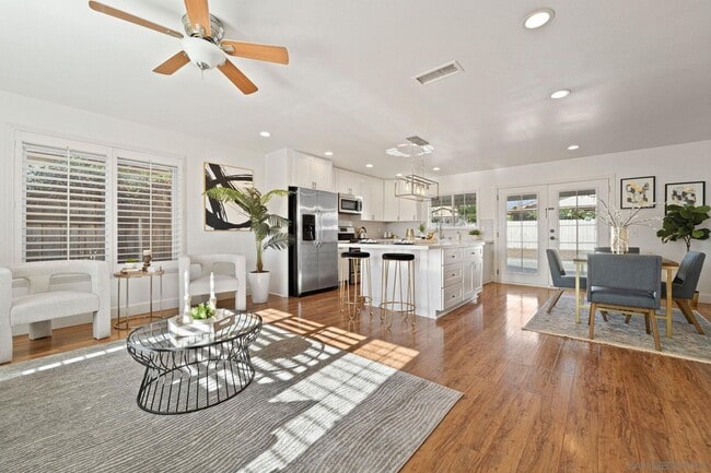10939 Deering St in San Diego, CA - Building Photo - Building Photo