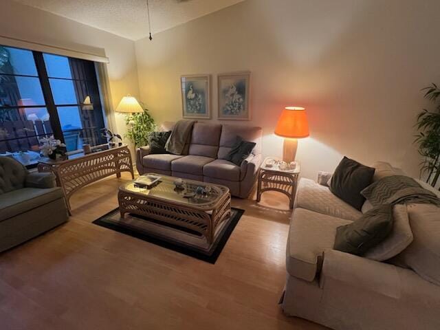 8083 SE Villa Cir in Hobe Sound, FL - Building Photo - Building Photo