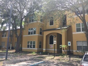 4512 Commander Dr in Orlando, FL - Building Photo - Building Photo