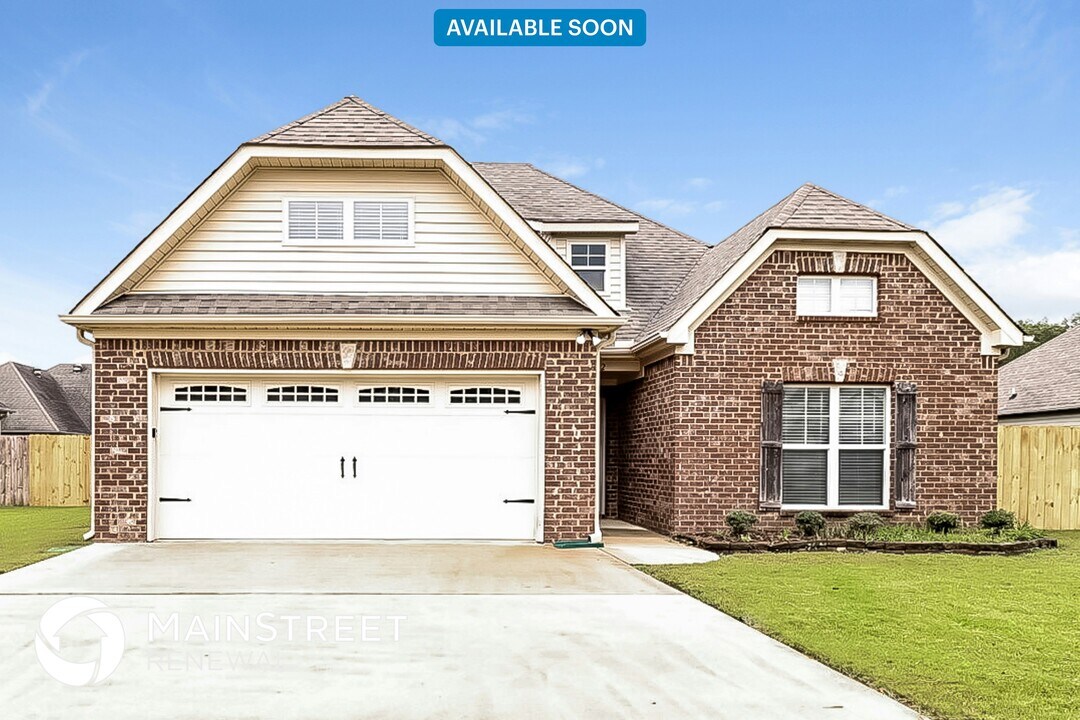 212 Falling Waters Way in Alabaster, AL - Building Photo