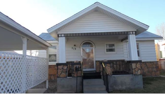 property at 219 East Montezuma Avenue
