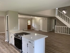3069 Circle Gate Dr in Germantown, TN - Building Photo - Building Photo