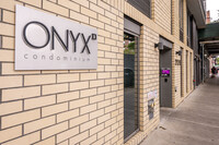 Onyx Square in Brooklyn, NY - Foto de edificio - Building Photo