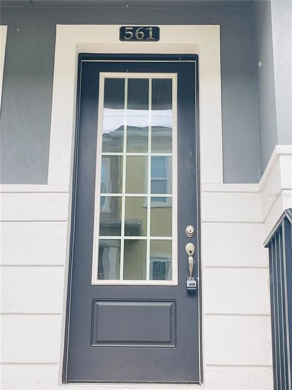 561 Scotia Pl in Orlando, FL - Building Photo - Building Photo