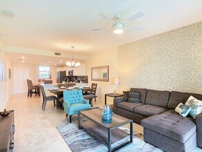 3111 Paradox Cir-Unit -ID1315035P in Kissimmee, FL - Building Photo - Building Photo