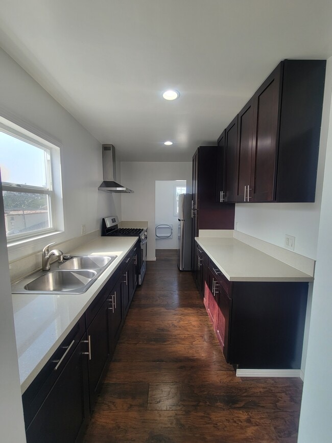 7611 Seville Ave, Unit 7611 Seville Ave.