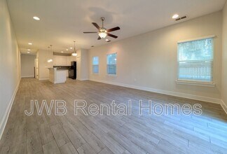 631 2nd Ave S in Jacksonville Beach, FL - Building Photo - Building Photo