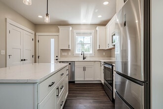 11 Sunshine Cir in Bridgton, ME - Building Photo - Building Photo
