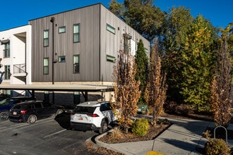 Millcreek 9 in Salt Lake City, UT - Foto de edificio - Building Photo