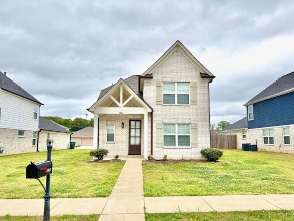 8862 Kimberly Dawn Dr-Unit -1 in Southaven, MS - Building Photo