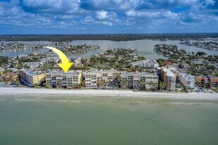16550 Gulf Blvd, Unit 643 in North Redington Beach, FL - Building Photo