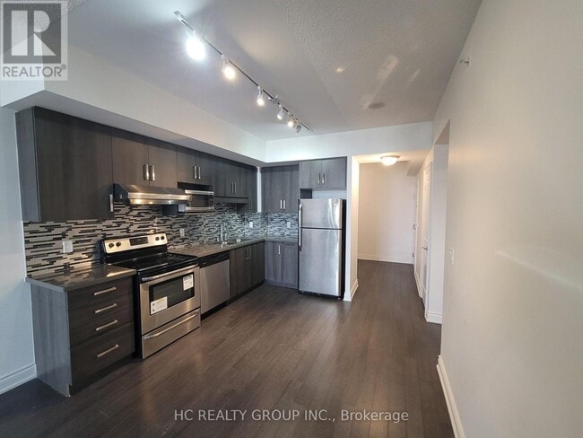 89 S Town Centre Blvd in Markham, ON - Building Photo - Building Photo