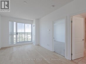 88 Palace Pier Ct in Toronto, ON - Building Photo - Building Photo