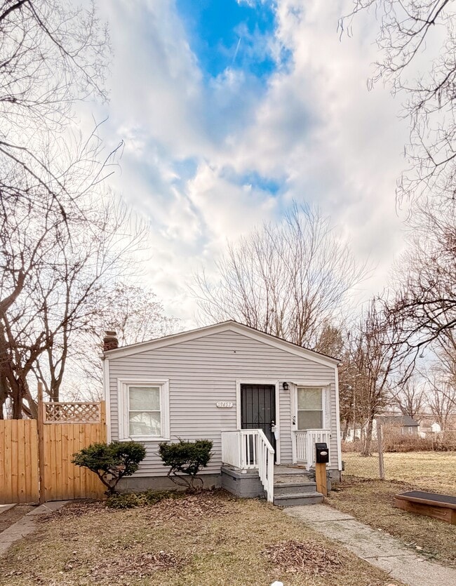 property at 19457 Evergreen Rd