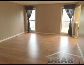 49760 Potomac Ct in Shelby Township, MI - Building Photo - Building Photo