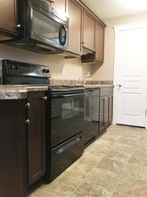 467 Halifax St in Regina, SK - Building Photo - Building Photo