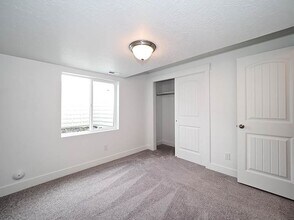 7743 Lone Tree Ct in Eagle Mountain, UT - Building Photo - Building Photo
