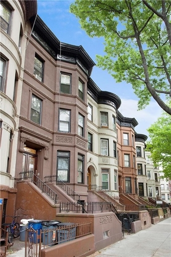 1000 Park Pl in Brooklyn, NY - Foto de edificio - Building Photo