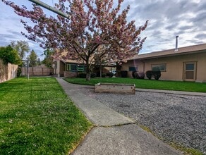 2310 W Kiernan Ave in Spokane, WA - Building Photo - Building Photo