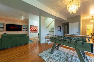 16 Skyview Ct in Asheville, NC - Building Photo - Building Photo