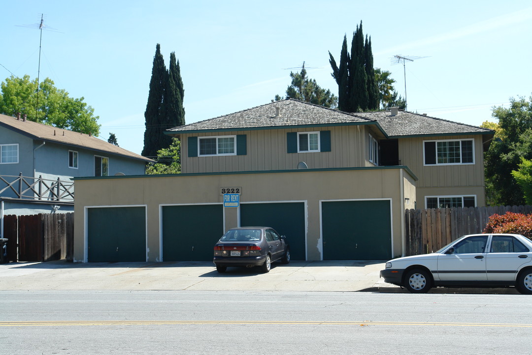 3222 Moorpark Ave in San Jose, CA - Building Photo