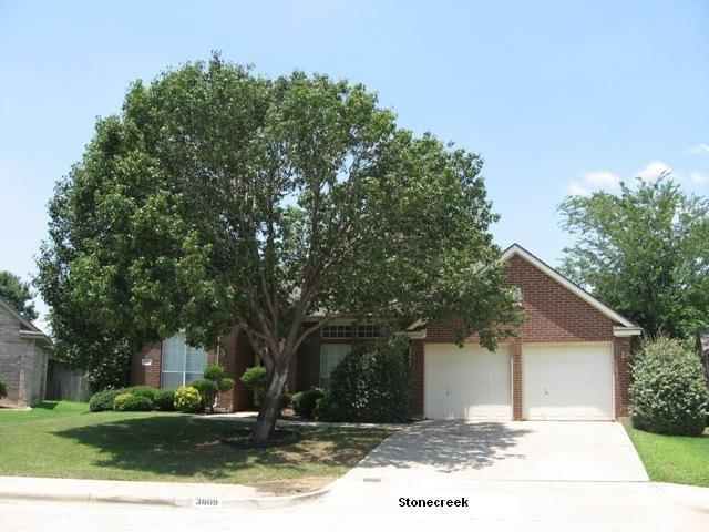 3609 Stone Creek Ln S in Fort Worth, TX - Building Photo