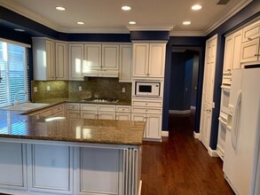4567 Silverbell Cir in Moorpark, CA - Foto de edificio - Building Photo