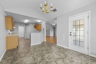 951 Aaron Dr in Burleson, TX - Building Photo - Building Photo