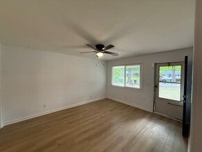 2210 Fields Ave in Columbus, GA - Building Photo - Building Photo