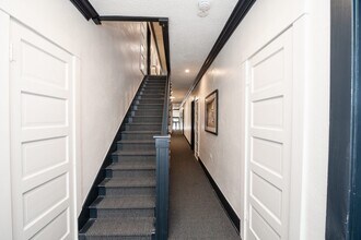 Uptown Terrace in Denver, CO - Building Photo - Building Photo