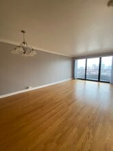 2020 N Lincoln Park W, Unit 17C in Chicago, IL - Building Photo - Building Photo