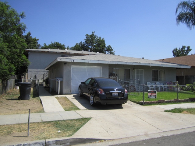 773 W 8th St in Pomona, CA - Building Photo